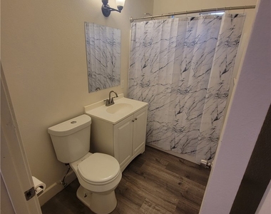 129 E Wakefield Avenue - Photo Thumbnail 14