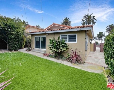 1106 W Paseo Del Mar - Photo Thumbnail 7