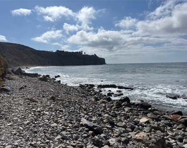 1106 W Paseo Del Mar - Photo Thumbnail 24