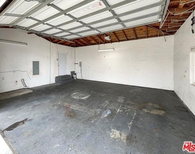 1106 W Paseo Del Mar - Photo Thumbnail 19