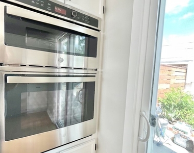 1815 E Palm Avenue - Photo Thumbnail 3