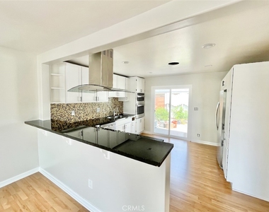1815 E Palm Avenue - Photo Thumbnail 2