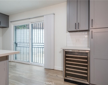 1340 Ridgecrest Street - Photo Thumbnail 7