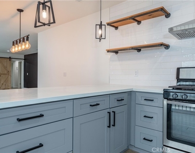 1340 Ridgecrest Street - Photo Thumbnail 11