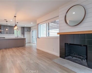 1340 Ridgecrest Street - Photo Thumbnail 3