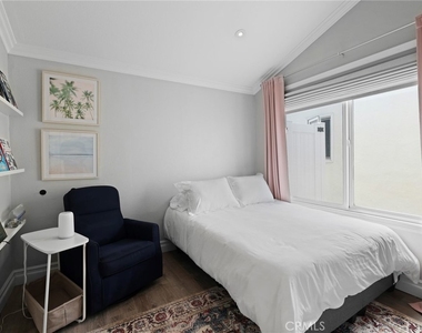 412 Colton Street - Photo Thumbnail 23
