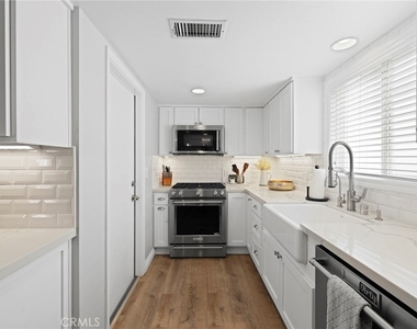 412 Colton Street - Photo Thumbnail 13