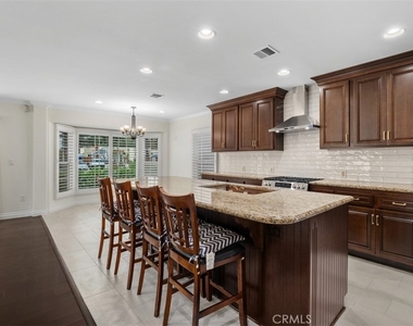 1345 S Parton - Photo Thumbnail 8