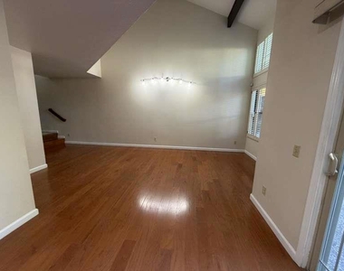 4709 Malero Place - Photo Thumbnail 6