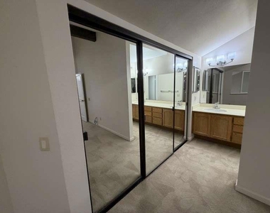 4709 Malero Place - Photo Thumbnail 20
