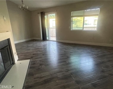 8350 Spring Desert Place - Photo Thumbnail 16