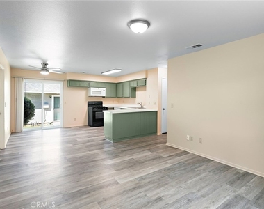 35224 Avenue B - Photo Thumbnail 4