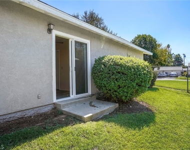 35224 Avenue B - Photo Thumbnail 14