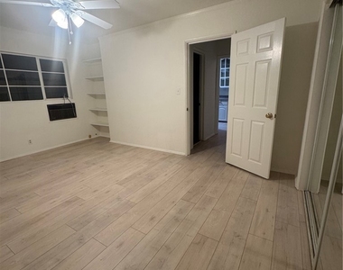 1435 N Fairfax - Photo Thumbnail 5