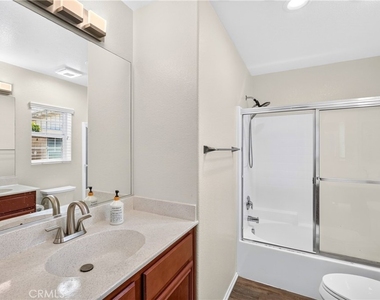 15635 Lasselle - Photo Thumbnail 24