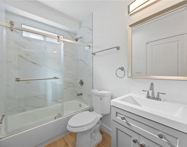10940 S. Osage Avenue - Photo Thumbnail 13