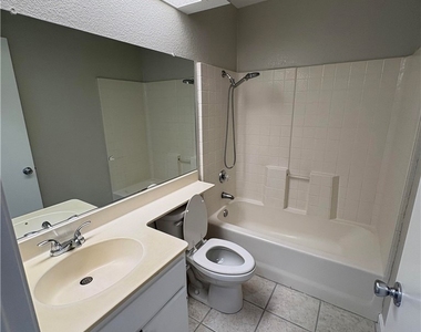 14549 Stone Creek Trail - Photo Thumbnail 10