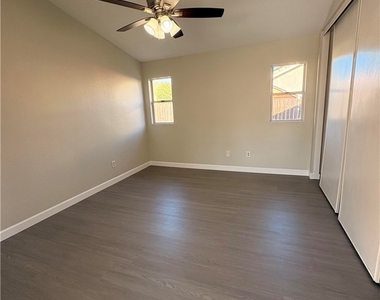 14549 Stone Creek Trail - Photo Thumbnail 5