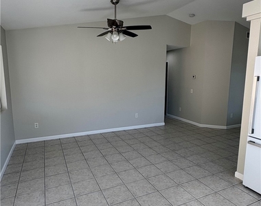 14549 Stone Creek Trail - Photo Thumbnail 4