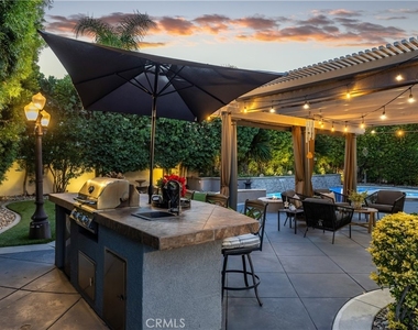 2384 Canyon Crest - Photo Thumbnail 63