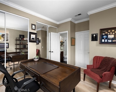 2384 Canyon Crest - Photo Thumbnail 30