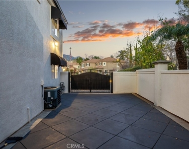 2384 Canyon Crest - Photo Thumbnail 53