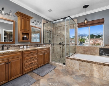 2384 Canyon Crest - Photo Thumbnail 45