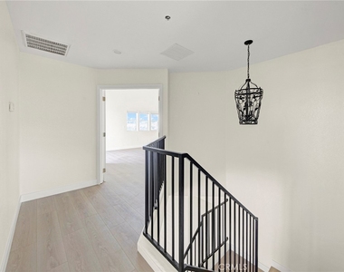 2575 Rale Drive - Photo Thumbnail 22