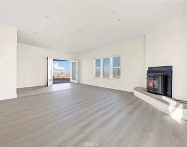 2575 Rale Drive - Photo Thumbnail 7