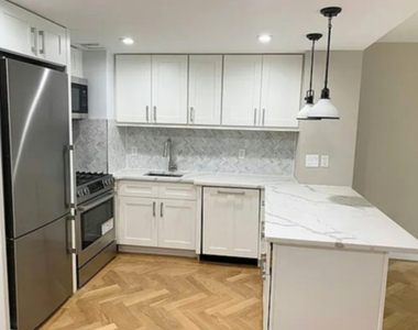 East 88th Street - Photo Thumbnail 1