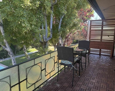 752 University Ave - Photo Thumbnail 26