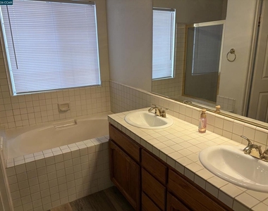 1671 Brush Creek Pl - Photo Thumbnail 27