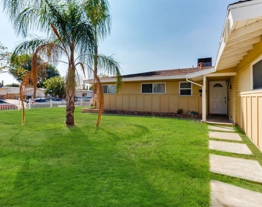 11257 Collett Avenue - Photo Thumbnail 3