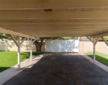 11257 Collett Avenue - Photo Thumbnail 50