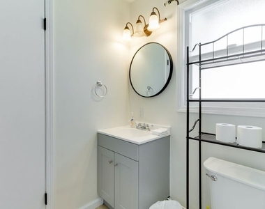11257 Collett Avenue - Photo Thumbnail 28