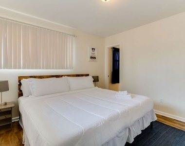 11257 Collett Avenue - Photo Thumbnail 31