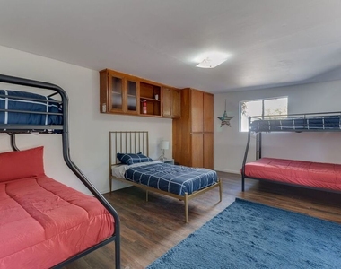 4825 Mascot Street - Photo Thumbnail 20