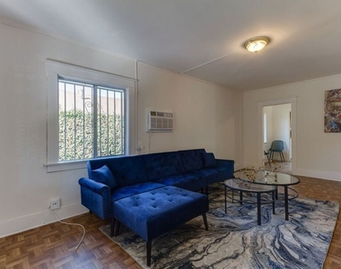 4825 Mascot Street - Photo Thumbnail 2