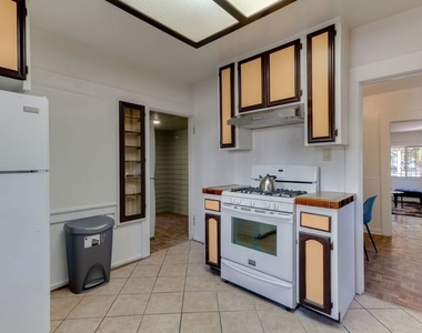 4825 Mascot Street - Photo Thumbnail 15