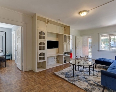 4825 Mascot Street - Photo Thumbnail 4