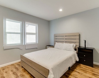 7858 Jamieson Avenue - Photo Thumbnail 27