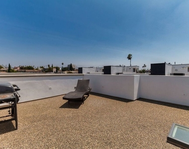 4826 W Pickford - Photo Thumbnail 39