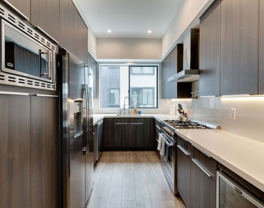 4826 W Pickford - Photo Thumbnail 23