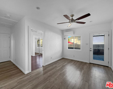 813 E Imperial Highway - Photo Thumbnail 1