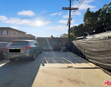 813 E Imperial Highway - Photo Thumbnail 10