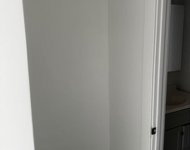 5347 Monroe Street - Photo Thumbnail 7