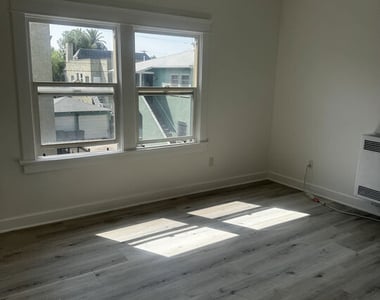 5347 Monroe Street - Photo Thumbnail 10