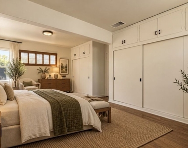 6315 Craner Avenue - Photo Thumbnail 21