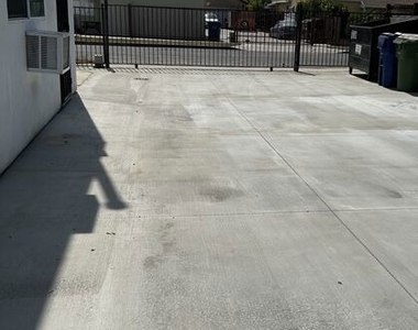13757 Vanowen Street - Photo Thumbnail 12