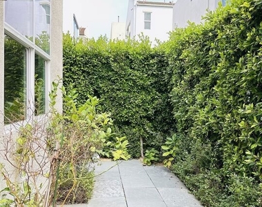 6581 Seabluff Drive - Photo Thumbnail 2